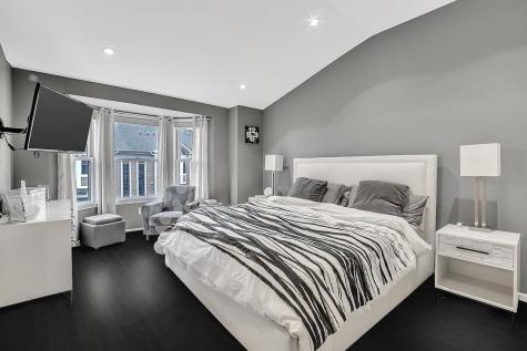 274 Roslyn Court West New York NJ 07093