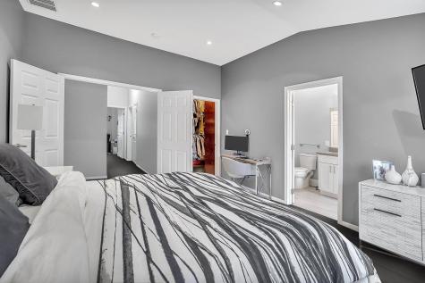 274 Roslyn Court West New York NJ 07093