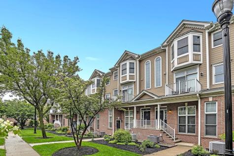 274 Roslyn Court West New York NJ 07093