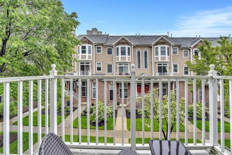 274 Roslyn Court West New York NJ 07093