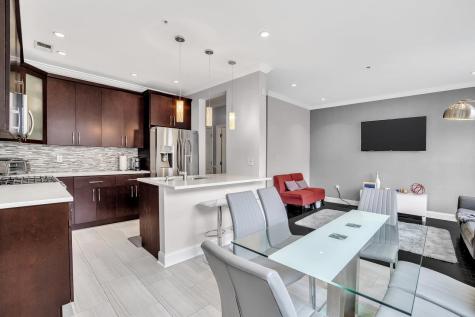 274 Roslyn Court West New York NJ 07093
