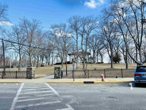 7812 Hudson Avenue North Bergen NJ 07093