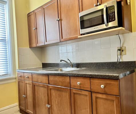 7812 Hudson Avenue North Bergen NJ 07093