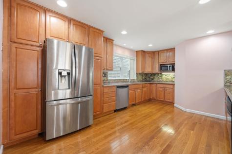 13 Humphrey Avenue Bayonne NJ 07002