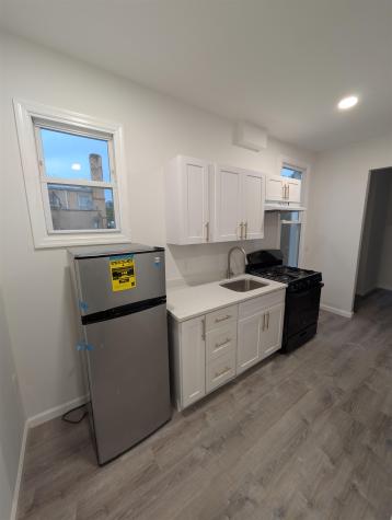 10 Sherman Place Jersey City NJ 07307