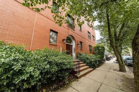 476 Monmouth Street Jersey City NJ 07302
