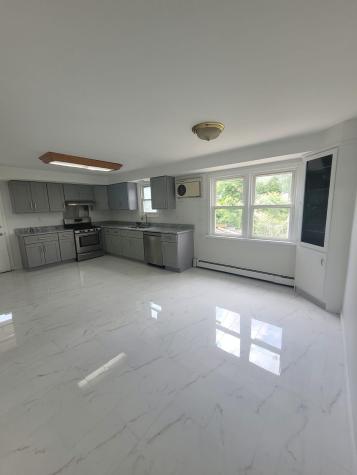 360 New York Avenue Lyndhurst NJ 07071