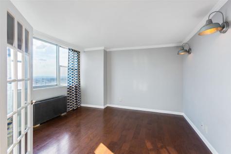 6040 Boulevard East West New York NJ 07093