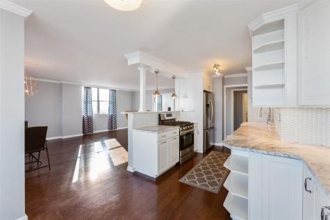 6040 Boulevard East West New York NJ 07093