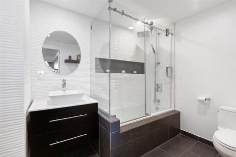 6040 Boulevard East West New York NJ 07093