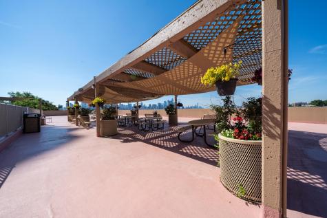 6040 Boulevard East West New York NJ 07093