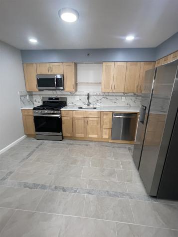 331 Mercer Loop Jersey City NJ 07302