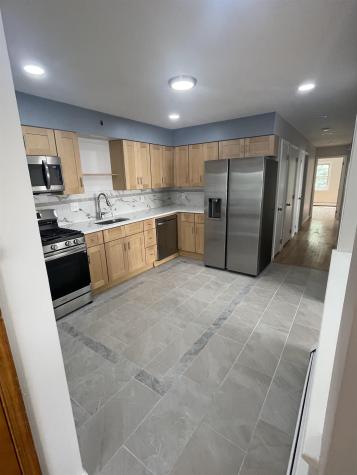 331 Mercer Loop Jersey City NJ 07302