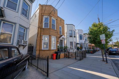311 25th Street Union City NJ 07087