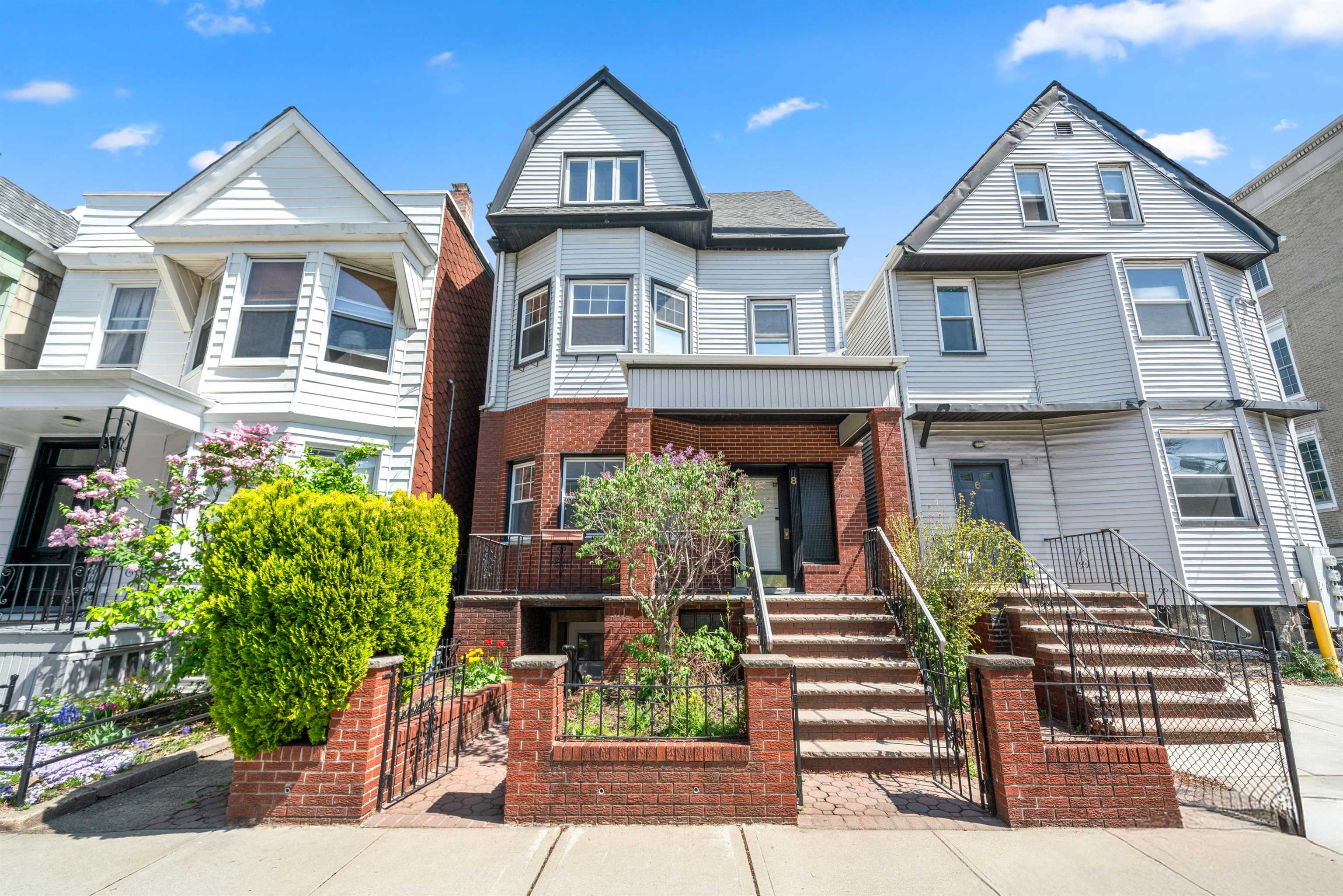 8 Cooper Place Weehawken NJ 07086