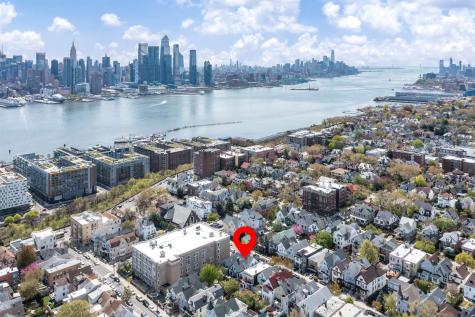 8 Cooper Place Weehawken NJ 07086