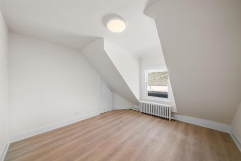 8 Cooper Place Weehawken NJ 07086