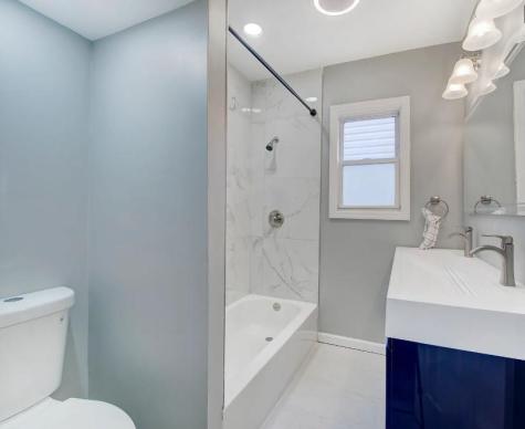 20 West 49th Street Bayonne NJ 07002