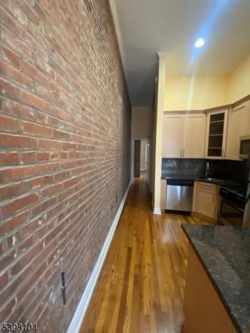 208 Washington Street Jersey City NJ 07302