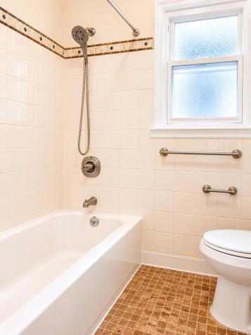 40 Humphrey Avenue Bayonne NJ 07002