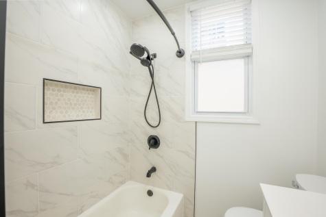 24 Edwards Court Bayonne NJ 07002