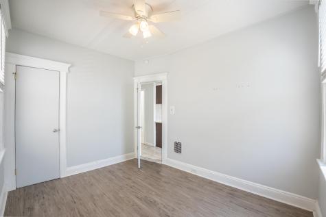 24 Edwards Court Bayonne NJ 07002