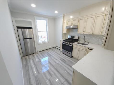 7409 2nd Avenue North Bergen NJ 07047
