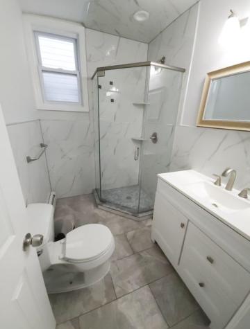 7409 2nd Avenue North Bergen NJ 07047