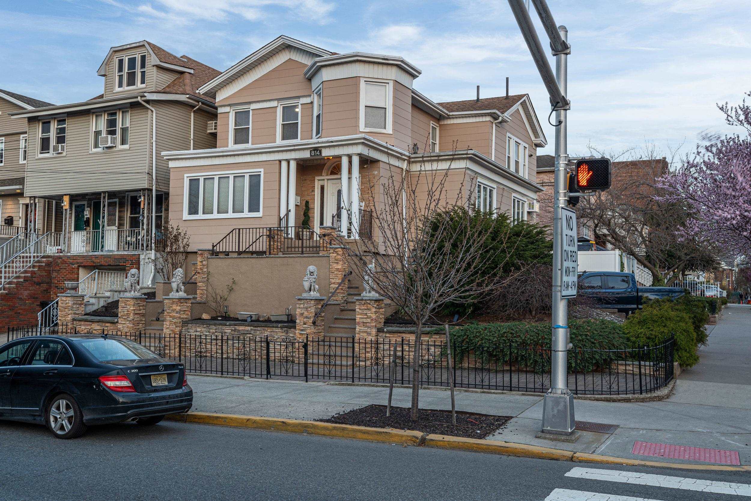 814 Kennedy Boulevard Bayonne NJ 07002