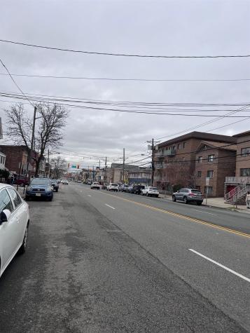 668-670 Kennedy Boulevard Bayonne NJ 07002