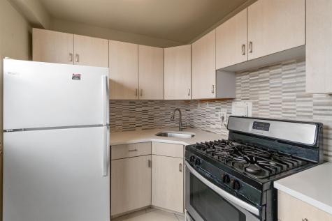 6515 Boulevard East West New York NJ 07093