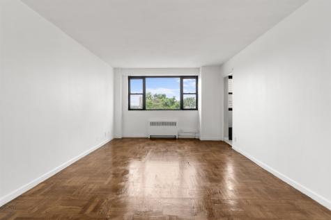 6515 Boulevard East West New York NJ 07093