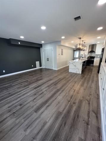 8110 5th Street North Bergen NJ 07047