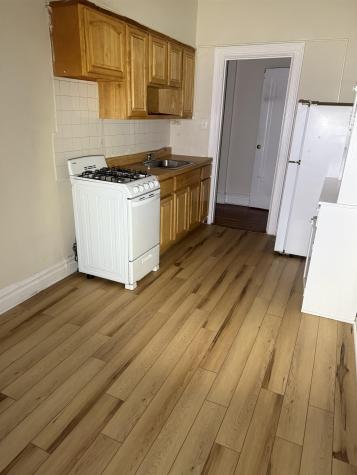 821 Bergen Avenue Jersey City NJ 07306