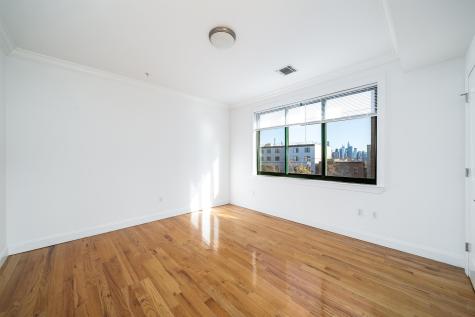 85 Maple Street Weehawken NJ 07086