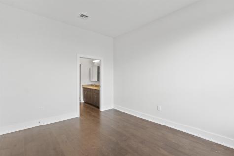 260 Avenue E Bayonne NJ 07002