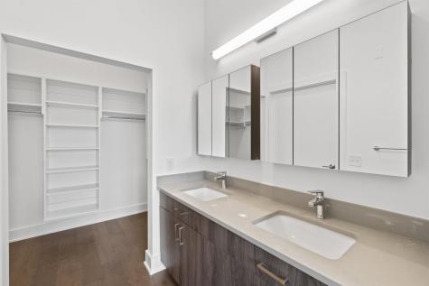 260 Avenue E Bayonne NJ 07002