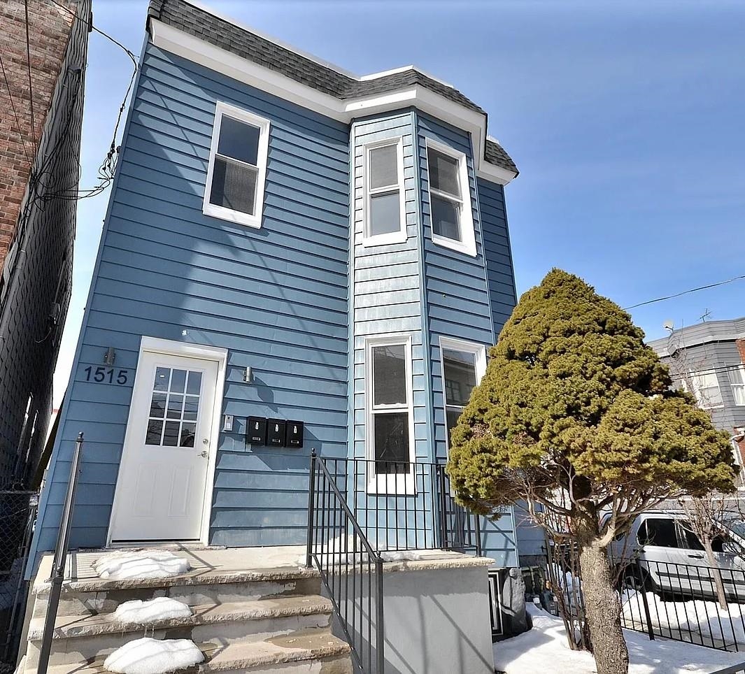 1515 Kerrigan Avenue Union City NJ 07087