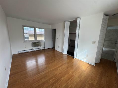 81 70th Street Guttenberg NJ 07093