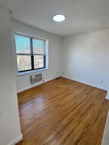 43 Van Wagenen Avenue Jersey City NJ 07306