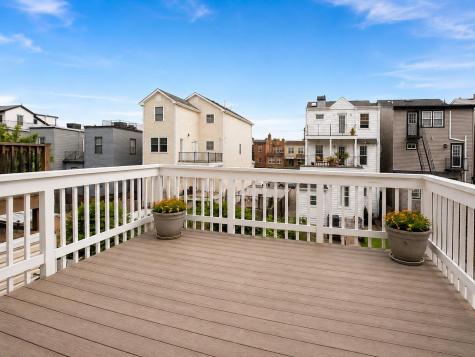206 Dodd Street Weehawken NJ 07086