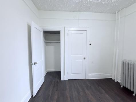7306 Park Avenue North Bergen NJ 07047