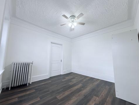 7306 Park Avenue North Bergen NJ 07047