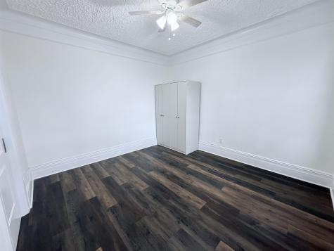 7306 Park Avenue North Bergen NJ 07047