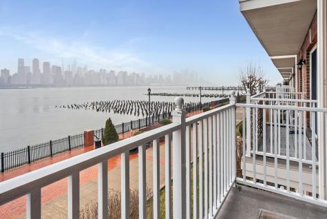 40 Lydia Drive Guttenberg NJ 07093