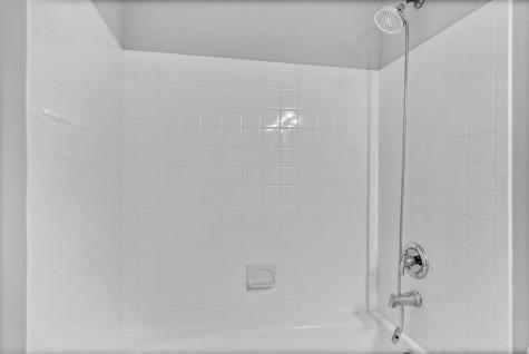 40 Lydia Drive Guttenberg NJ 07093