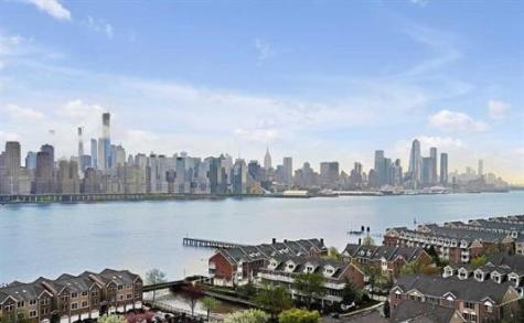 40 Lydia Drive Guttenberg NJ 07093