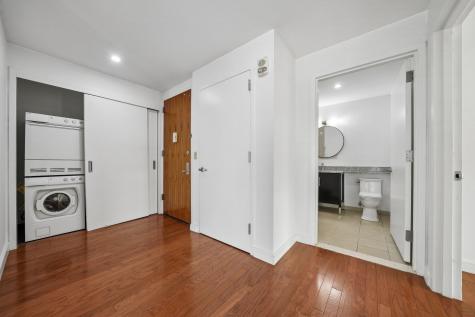 1 Shore Lane Jersey City NJ 07301