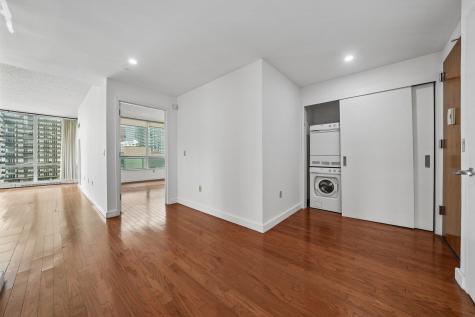 1 Shore Lane Jersey City NJ 07301
