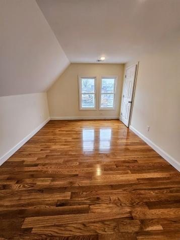 318 75th Street North Bergen NJ 07047